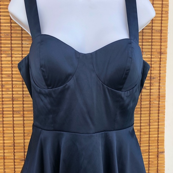 Satin Blue dress - Picture 3 of 5